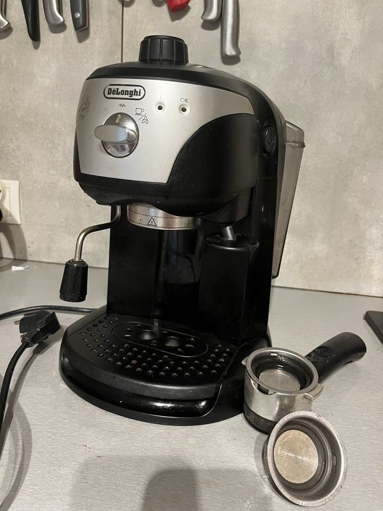 Ekspres cisnieniowy deLonghi