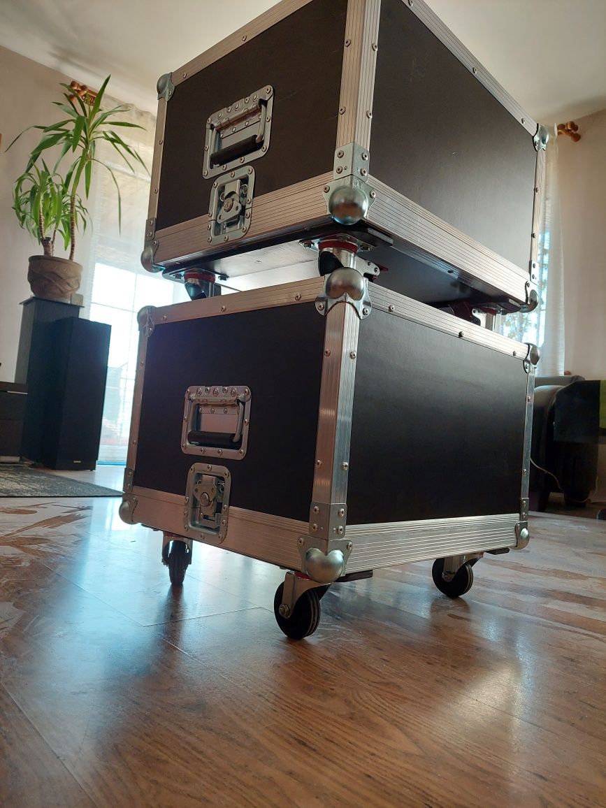 Case skrzynia kablarka okucia kable