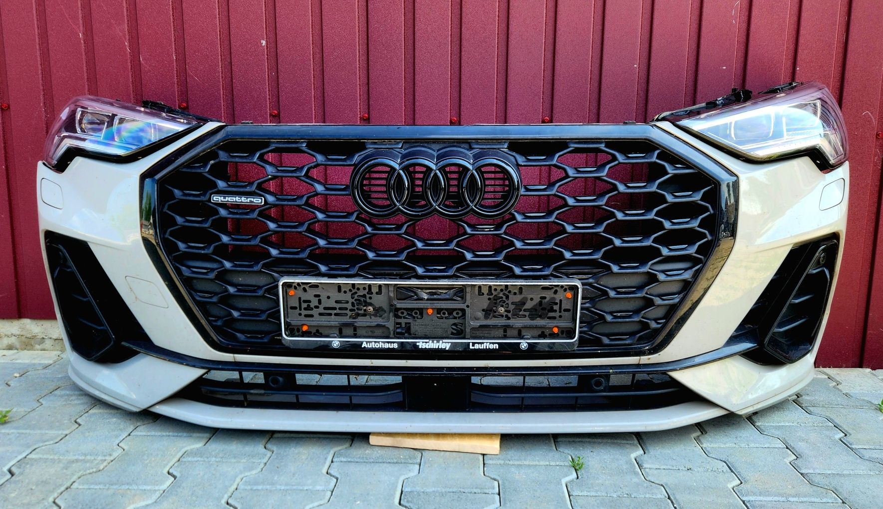 Бампер audi q3 83a s line фари audi q3 matrix