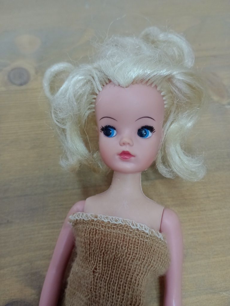 Retro lalka barbie z lat 80