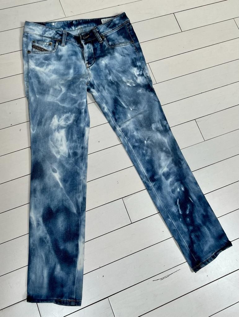 Spodnie jeans marki Diesel