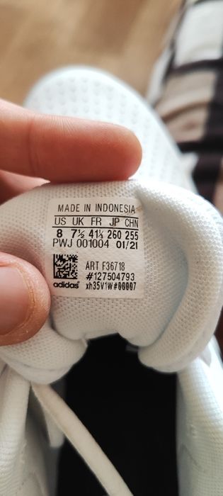 Кроссовки Adidas