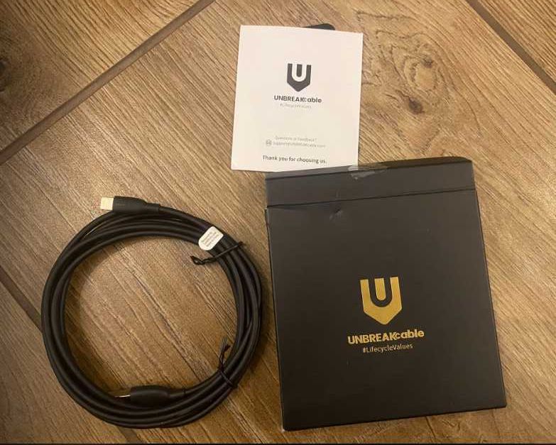 Kabel UNBREAKcable do Apple iPhone – wytrzymały i niezawodny -czarny