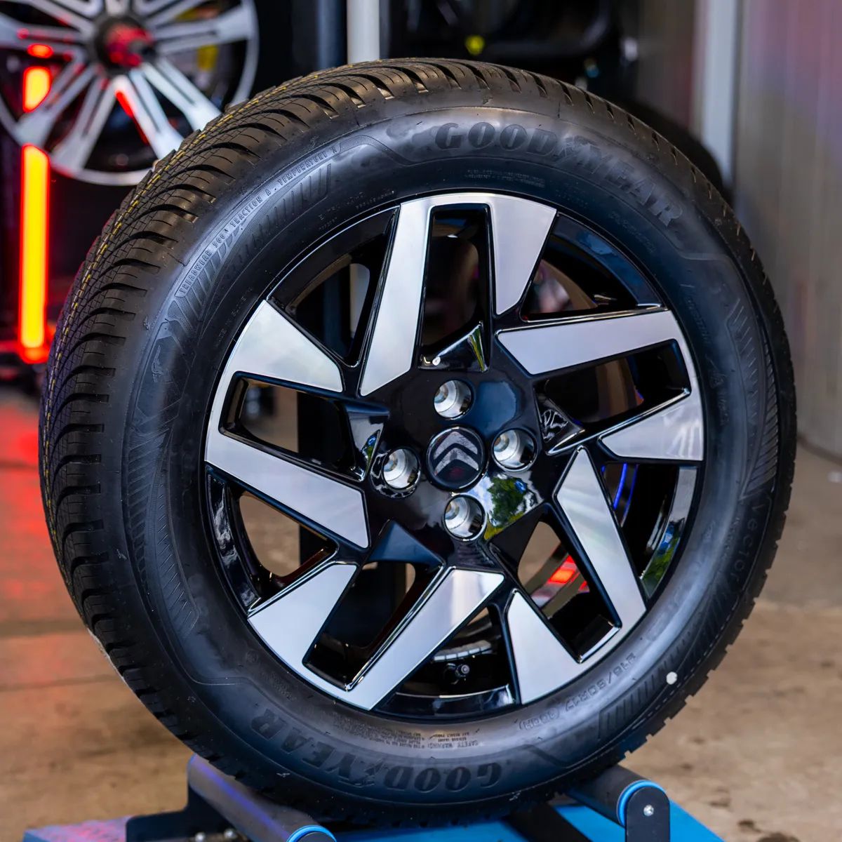 NOWE ORYGINALNE Felgi 17" Citroen Berlingo C3 C4 DS3