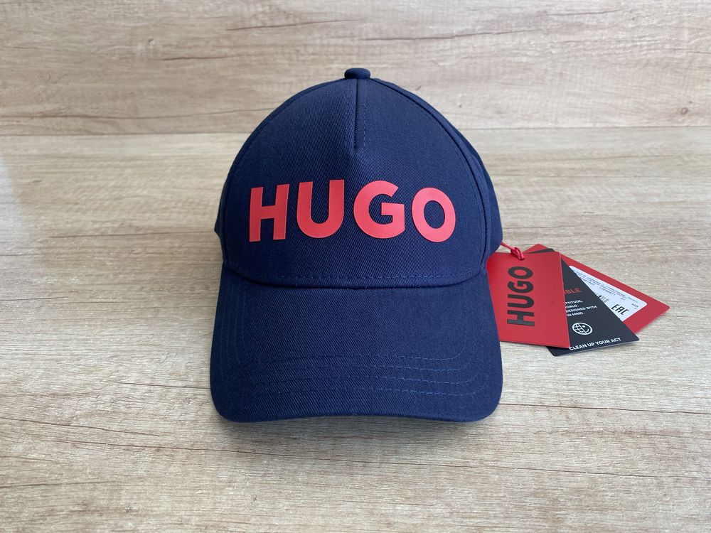 Кепка HUGO, Hugo Boss. Оригинал !