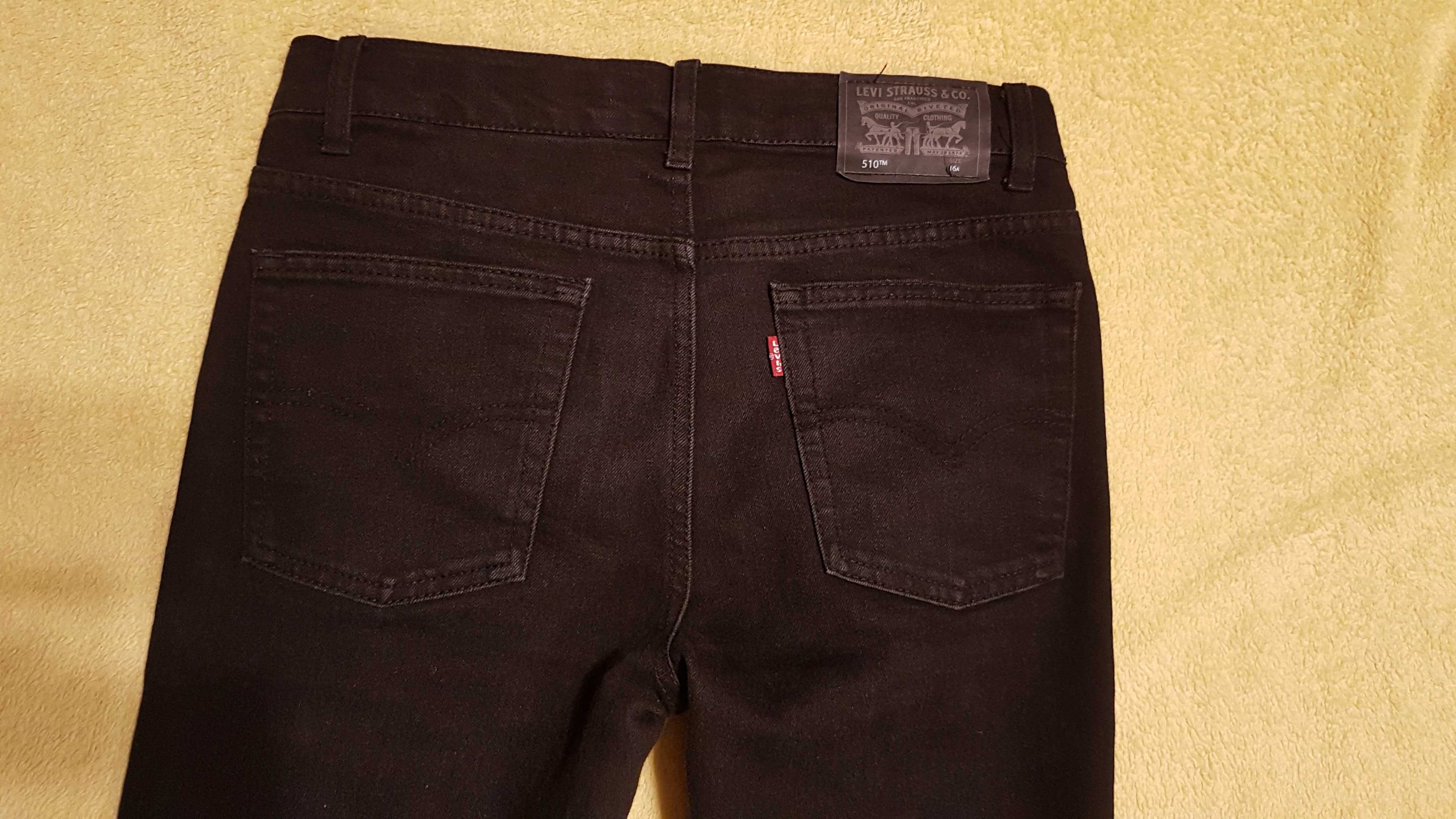 Spodnie Levis 510 jeansowe czarne chłopięce skinny (size 16a)