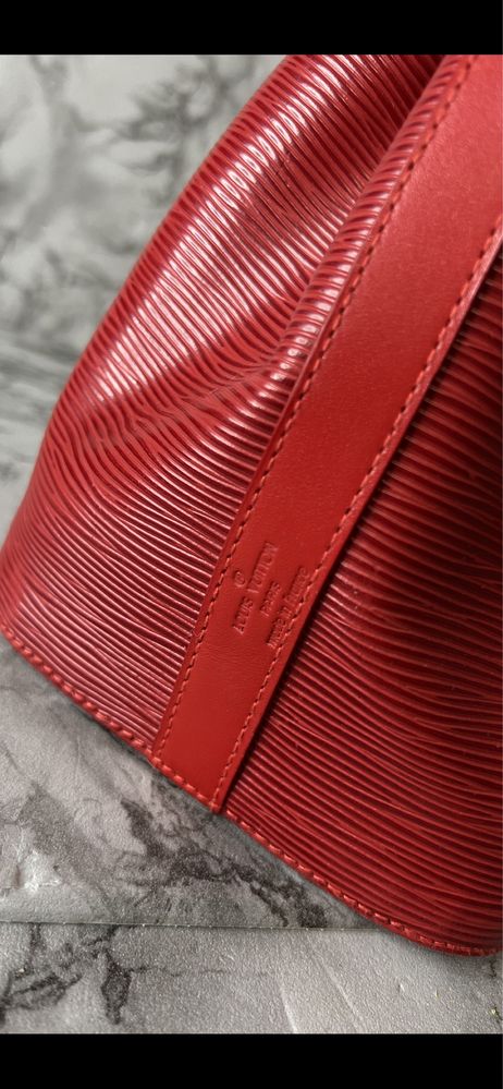 Сумка кожаная через плечо Louis Vuitton оригинал номерная