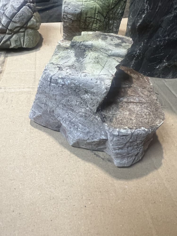 Kamienie do akwarium, terarium