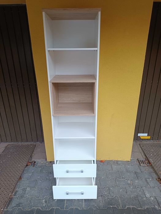 Regał + łóżko z materacem + biurko + krzesło obrotowe