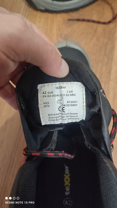 Спецвзуття з металевим носком TEXXOR