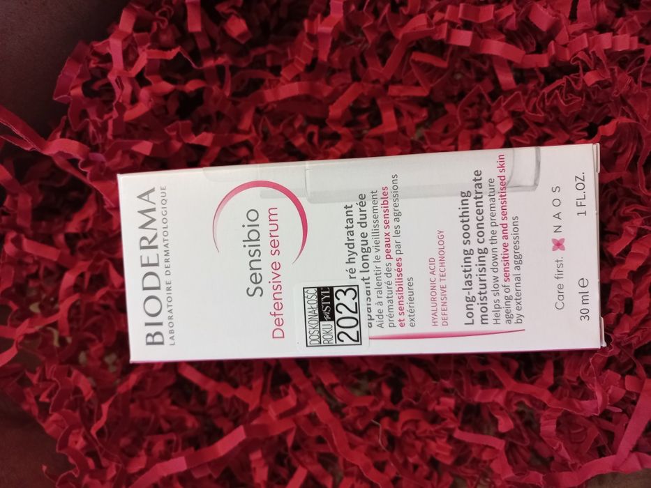 Serum łagodzące spowalnia oznaki starzenia