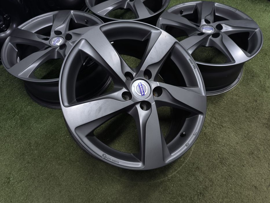 Szare 17" felgi 5x108 et50 Volvo Ford Wysyłka