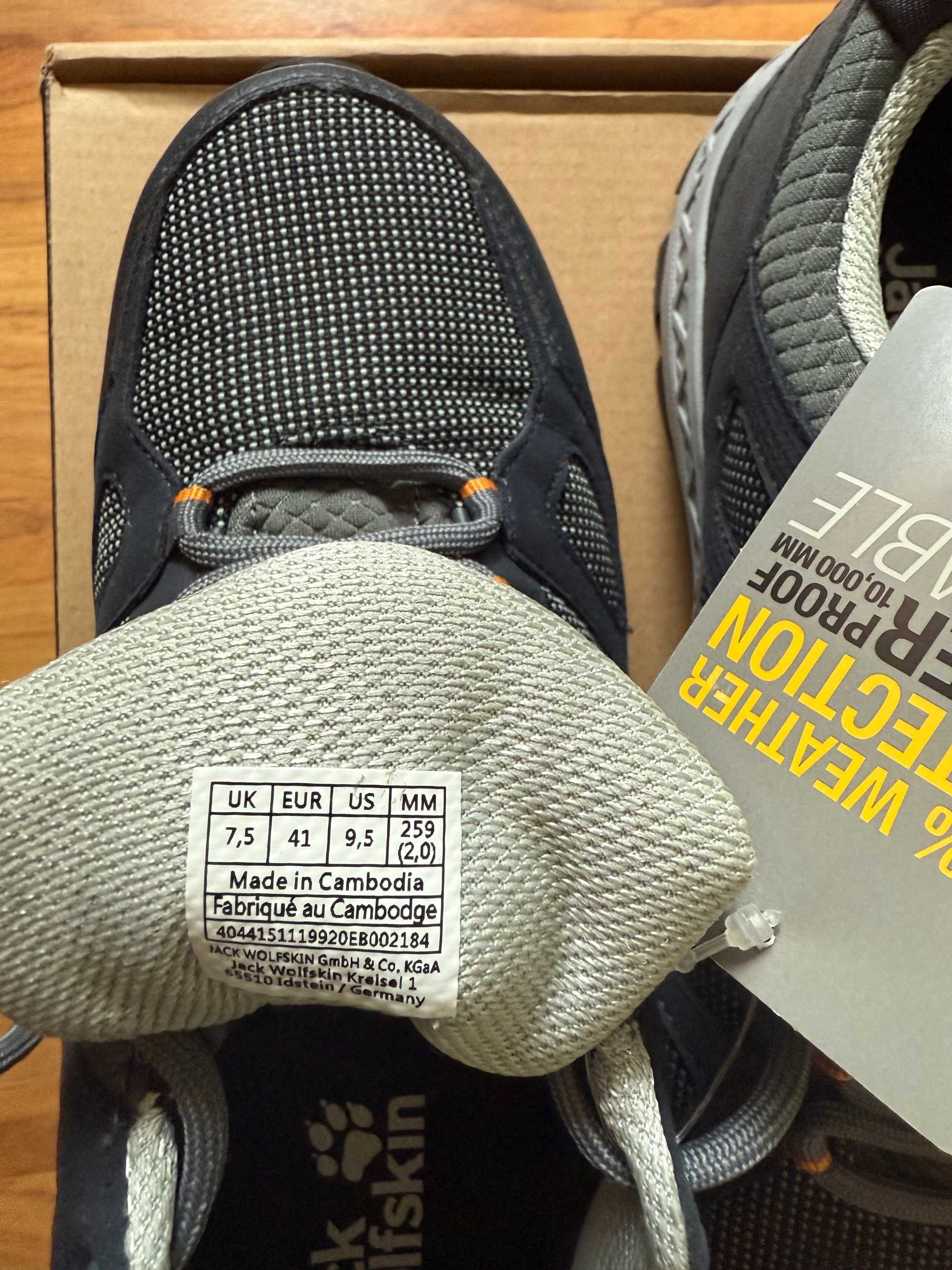 Продам НОВІ трекінгові кросівки Jack Wolfskin Downhill Texapore Low