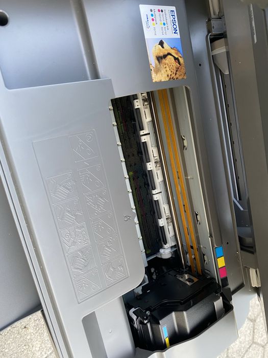 Vendo para pecas impressoras de tinta - para desocupar