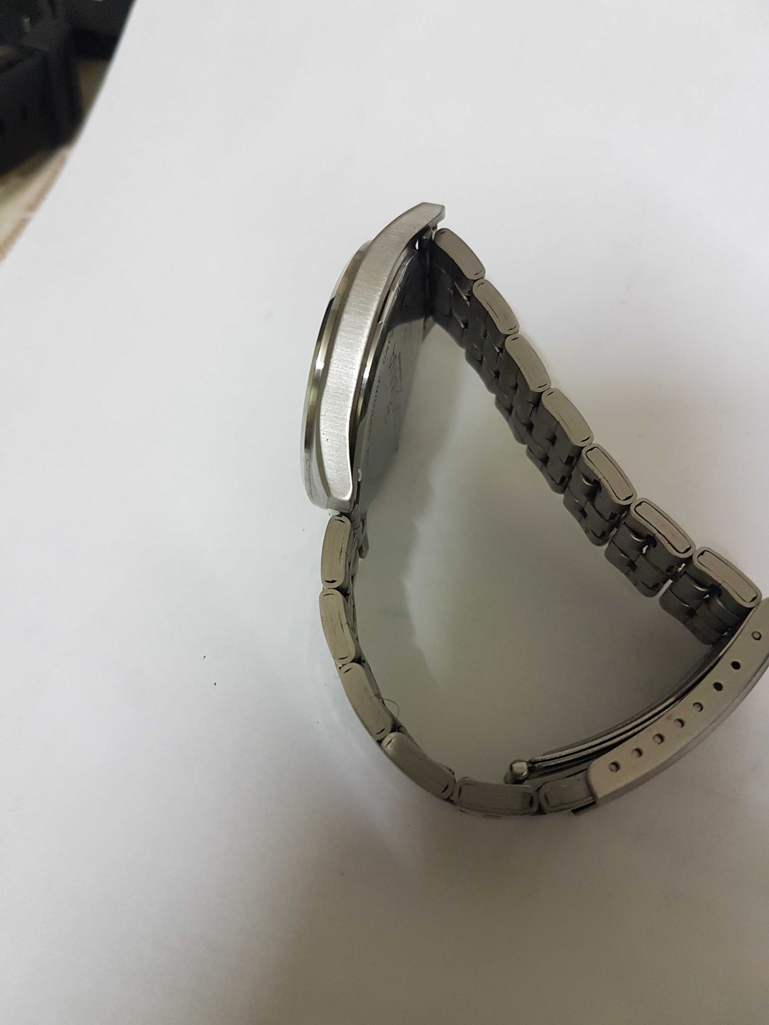 Zegarek Grovana Sapphire 5 ATM  NOWA 40,2mm