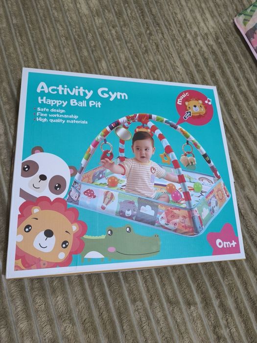 Развивающий коврик для малышей