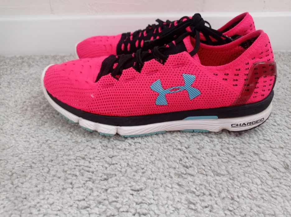 Кросівки UNDER ARMOUR  SPEEDFORM slingshot 40.5 ,26см