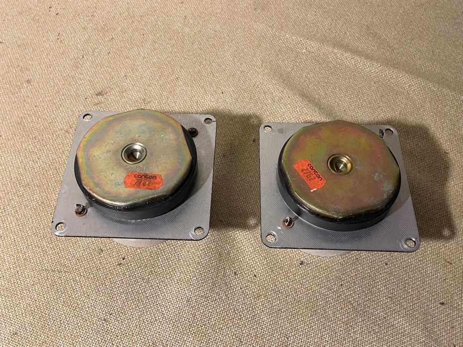 Немецкие купольные 37мм СЧ динамики CANTON / HECO