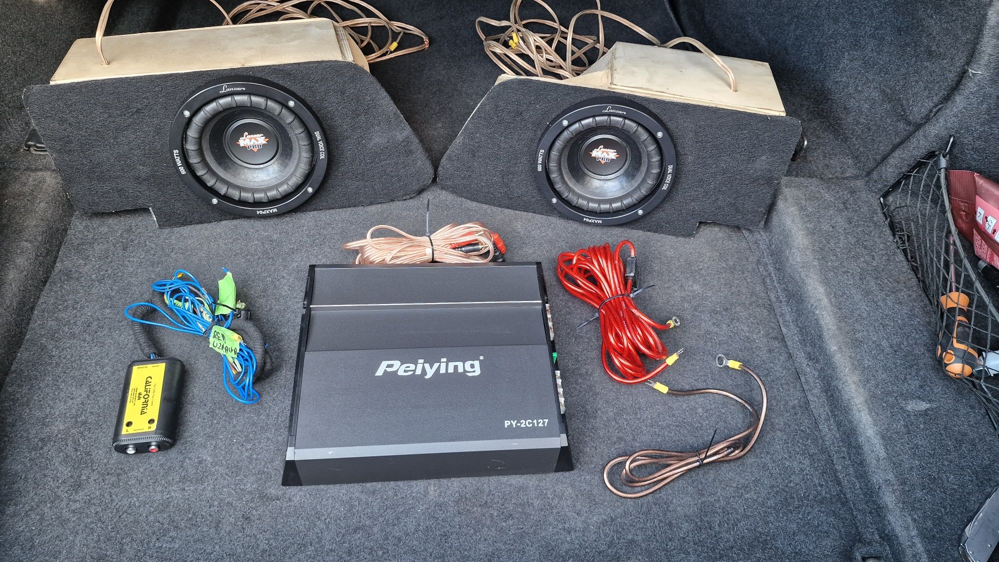 Skrzynia basowa, wzmiacniacz, car audio Lanzar Max