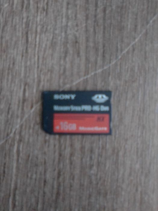 Карта пам'яті Sony PSP 16gb бу
