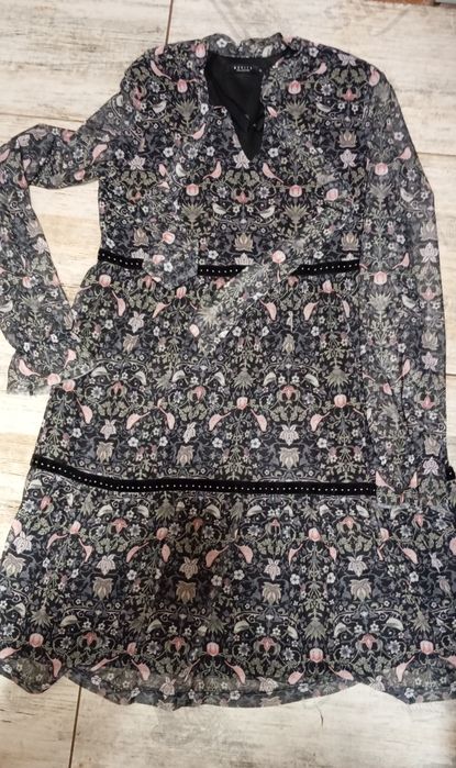 Літня сукня легка