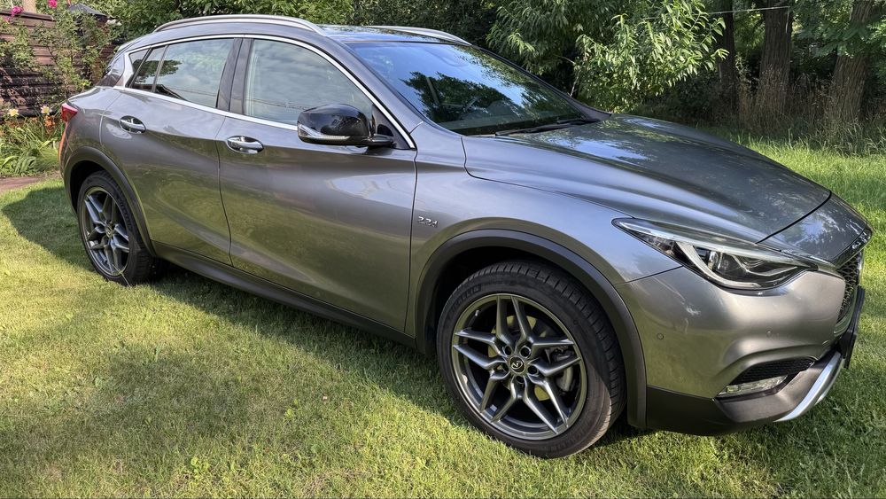 Продам Infiniti QX30 2017 • 2.2 дизель • AWD • Без ДТП