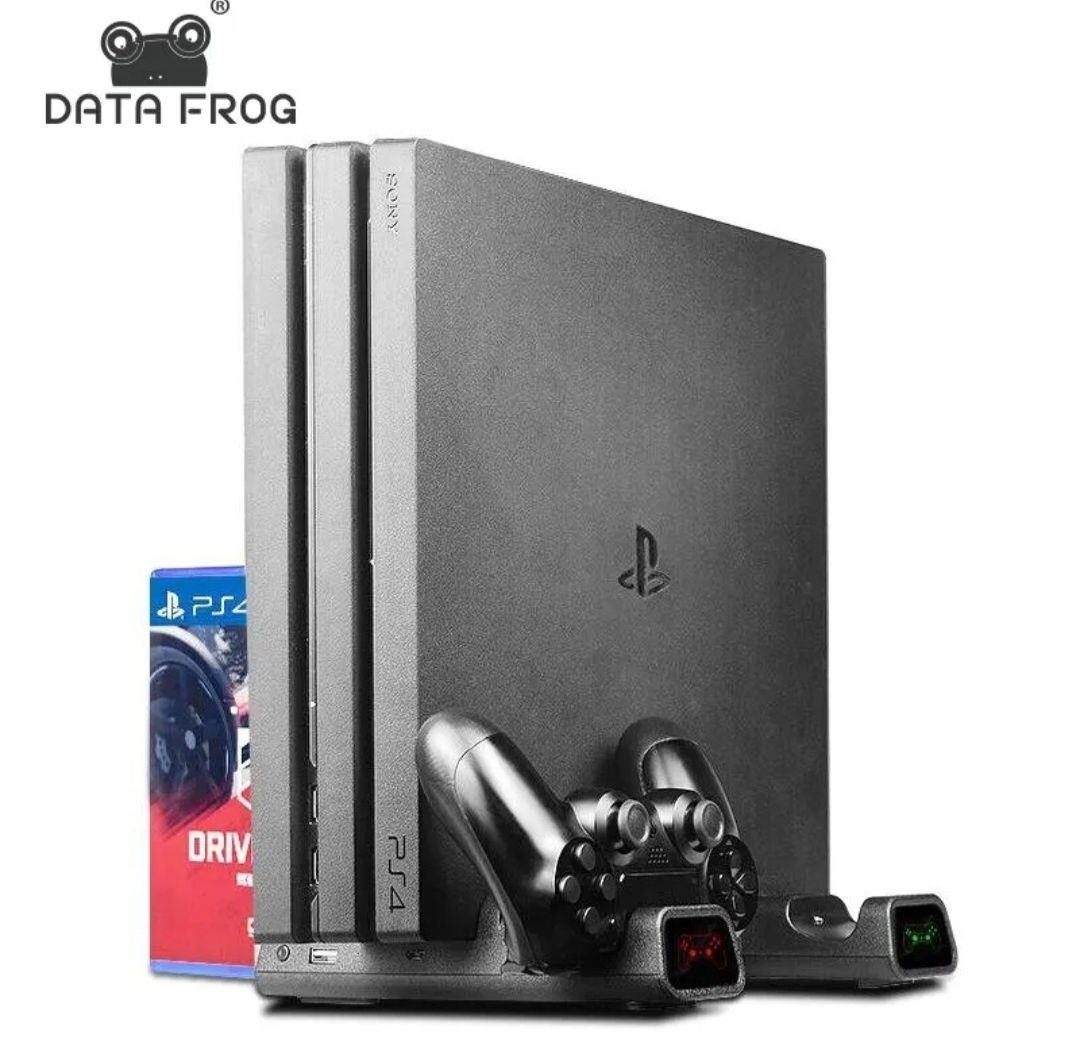 Vendo PS4 PRO com 2 anos de garantia com todos acessórios.