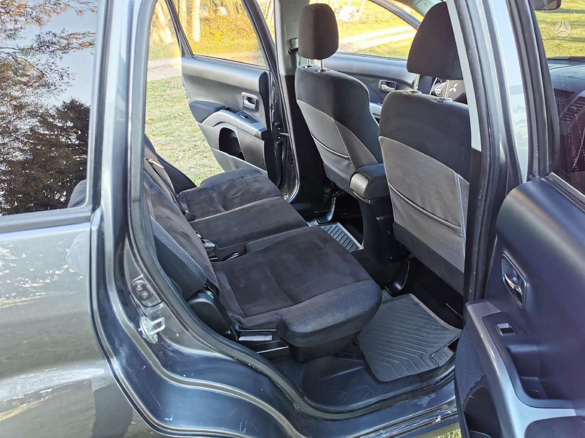 Mitsubishi Outlander XL для ЗСУ