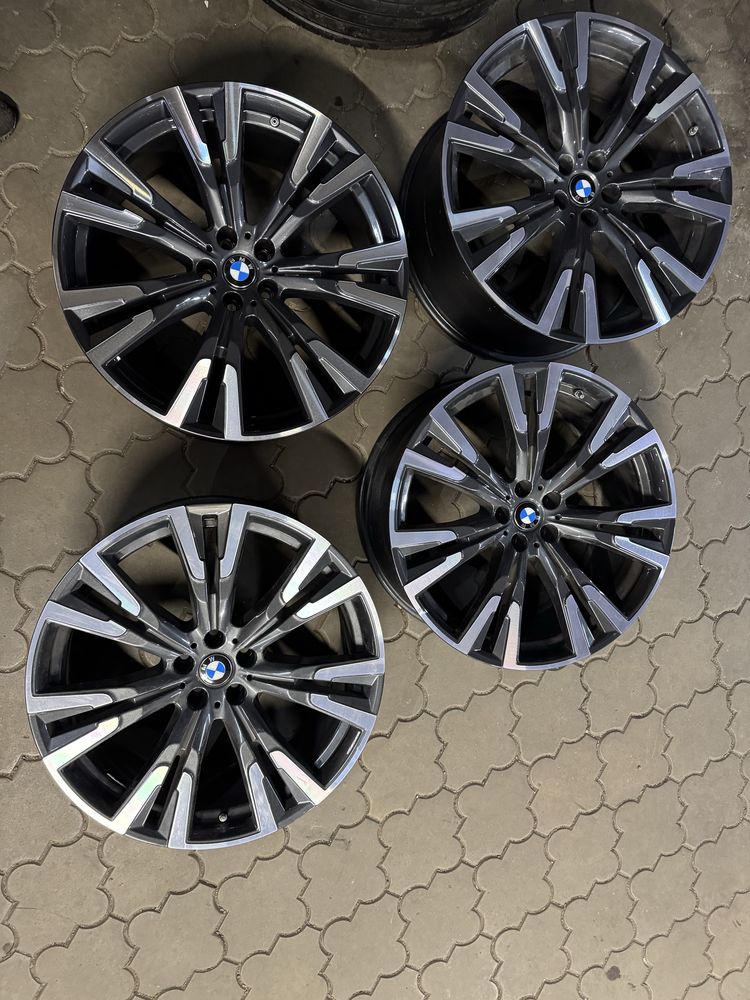 Диски б.у Original BMW X7 5.112 R22 ET32 9.5J ET43 10.5J 4 шт