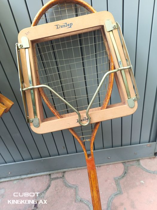Sprzedam 2 rakiety retro-tenis i badminton