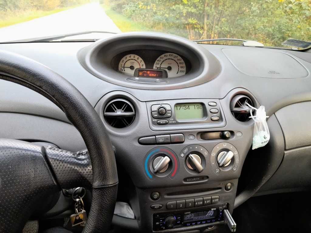 Toyota Yaris I.5 TS-106KM.
