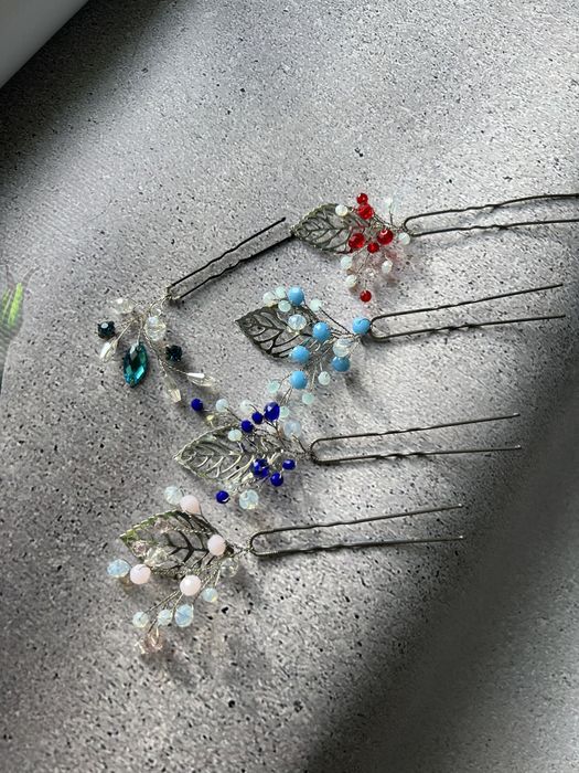 Веточка, гілочка у волосся, в зачіску