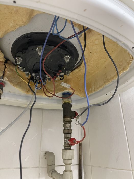 Ремонт,Чистка,установка,продажа водонагревателей