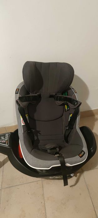 Fotelik Be Safe izi turn i-size 0-18kg