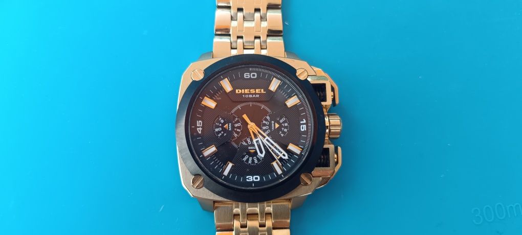 Relógio Diesel DZ7378 BAMF Gold – Novo