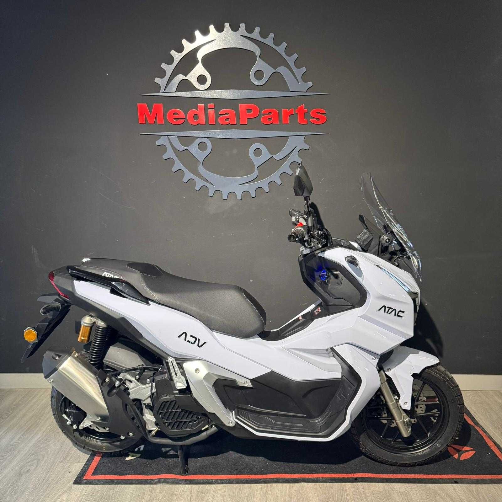 SCOOTER ATAC ADV 125