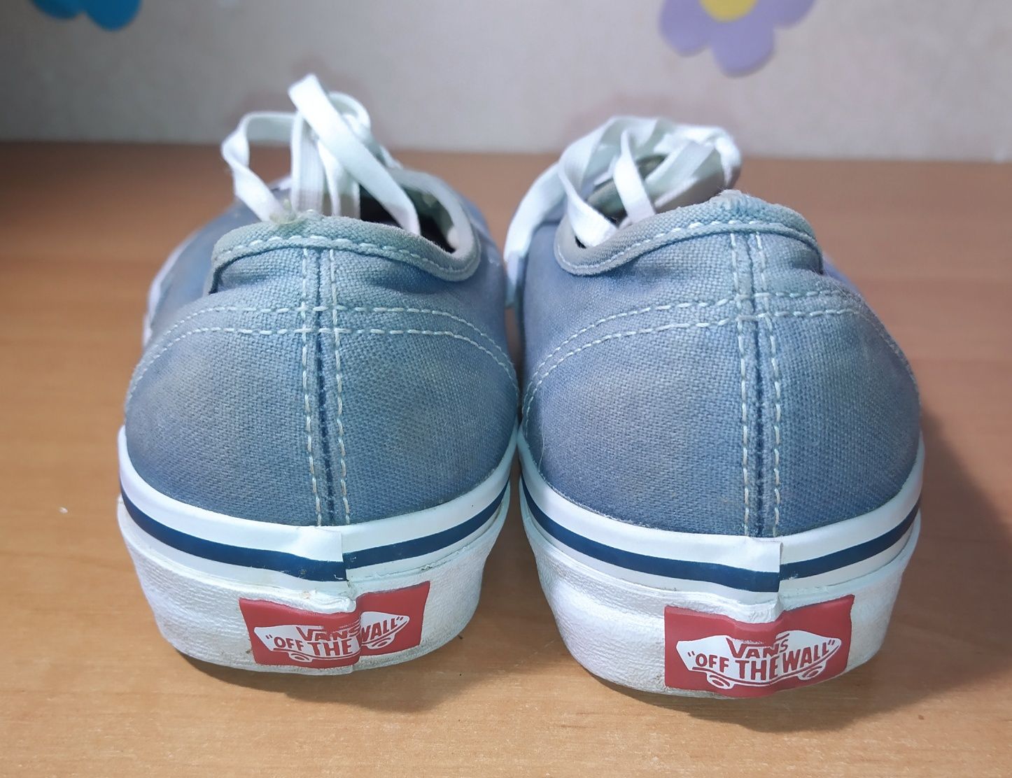 Продам кеди Vans