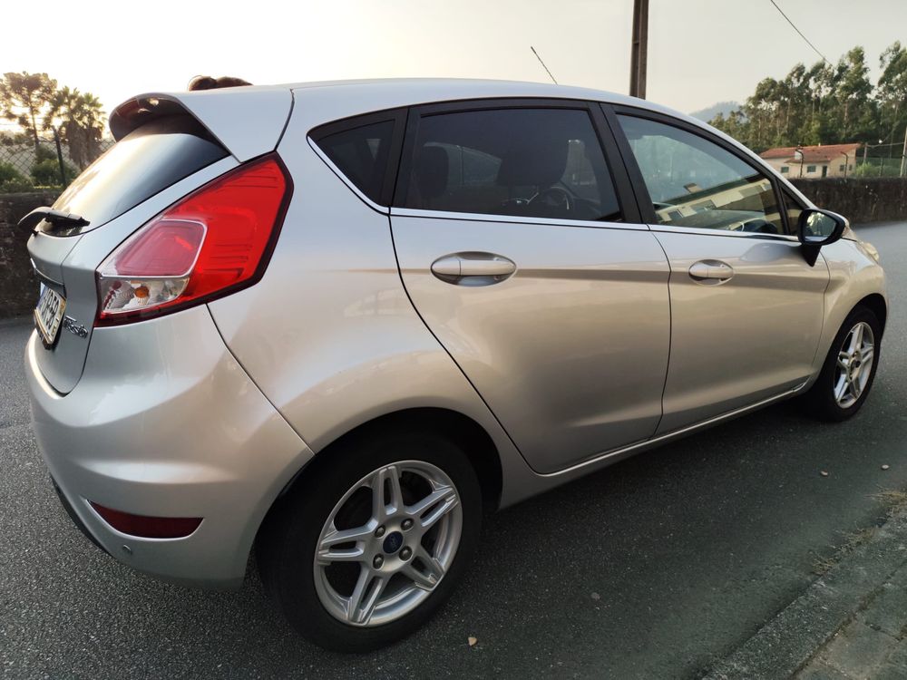 Ford Fiesta 1.5 TDCI Titanium - 2014