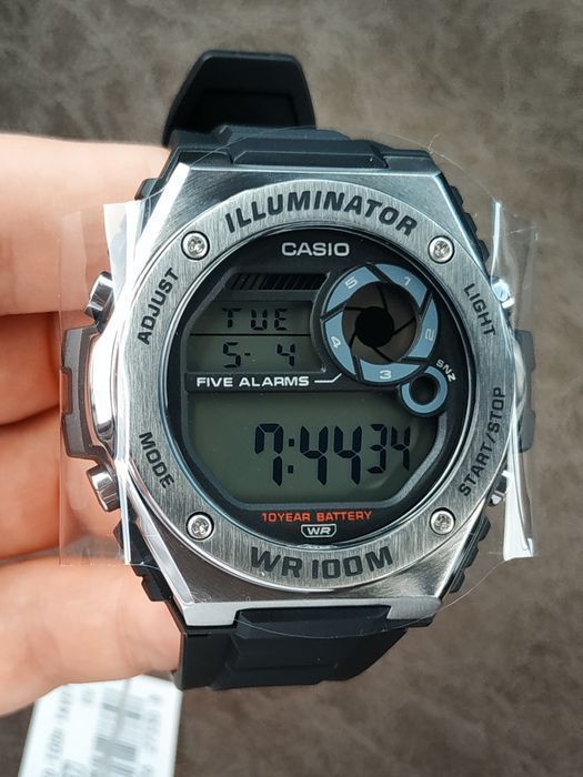 Годинник  Casio MWD-100H-9AVEF Оригінал Гарантія Касио