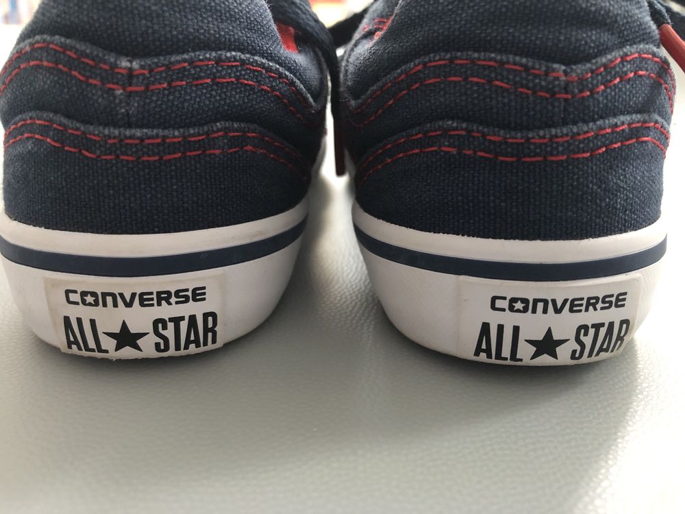 Tennis Converse tamanho 27