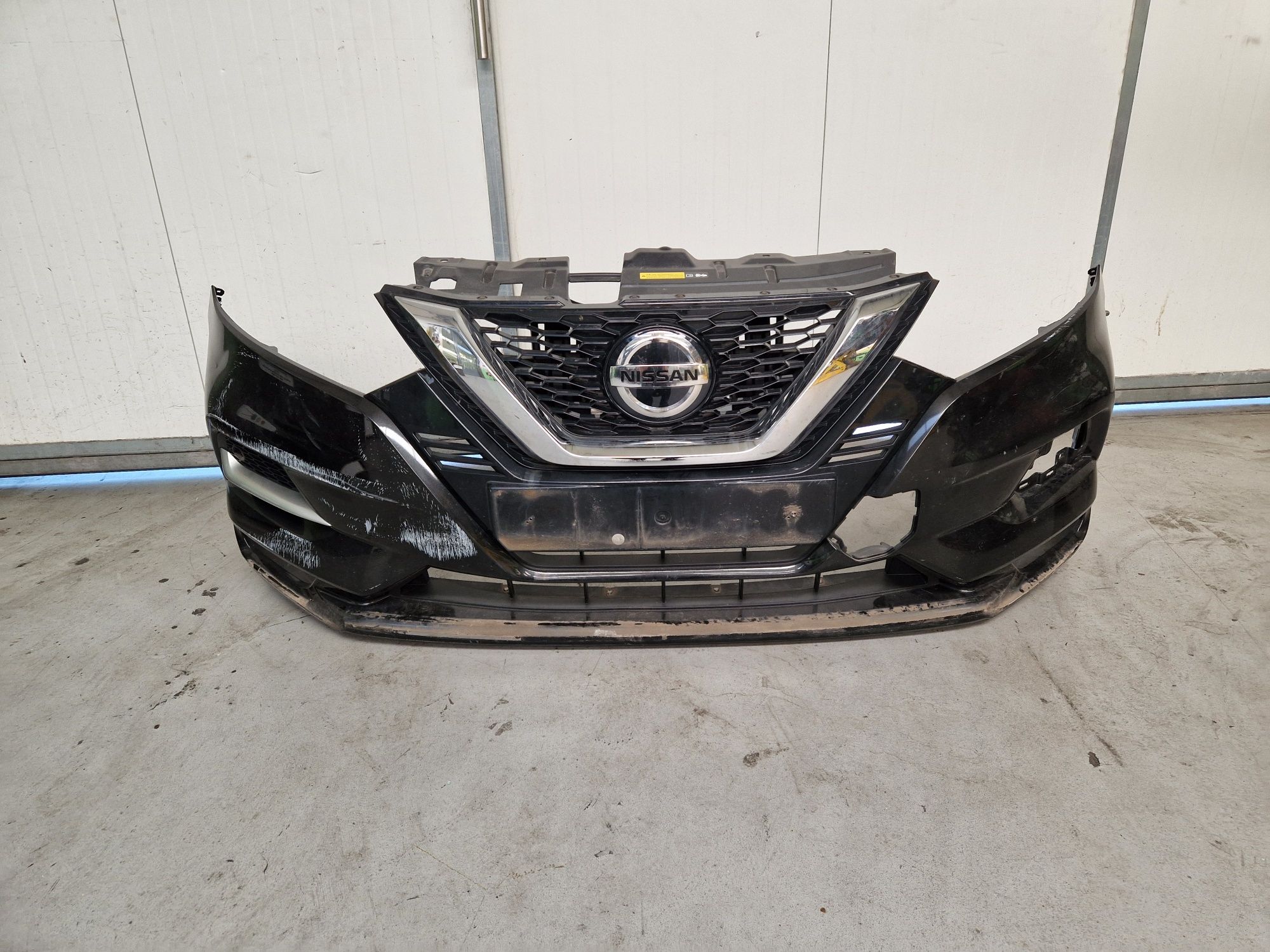 Farol dianteiro led e para choques da frente nissan qashqai 2020