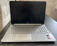 Ноутбук HP 15s-eq1029ua Silver (381H9EA)  разом з сумкою HP