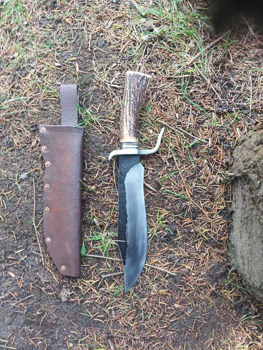 Nóż Bowie ręcznie kuty