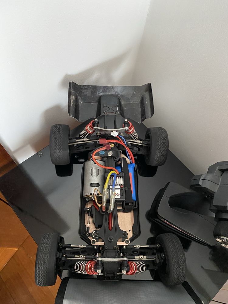 Carro telecomandado  Bateria