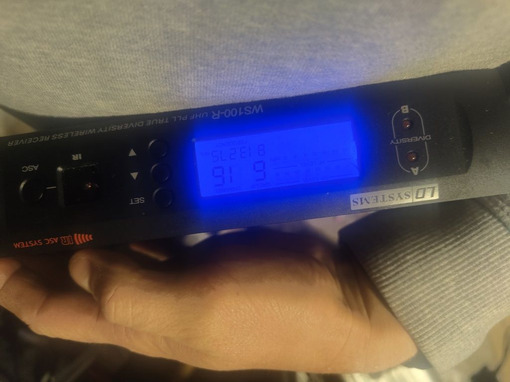 Dwa nadajniki ld ld system ws 100r do mikrofonu bezprzewodowych