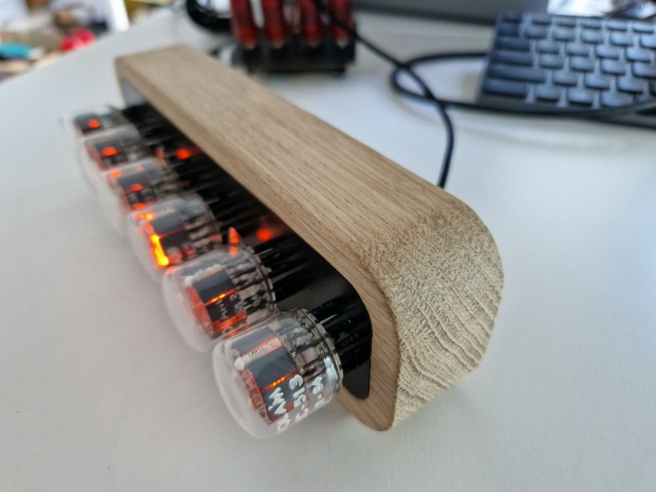 Zegarek NIXIE Dolam LC513