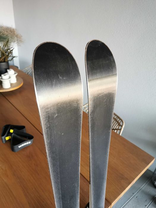 Narty zjazdowe WEDZE