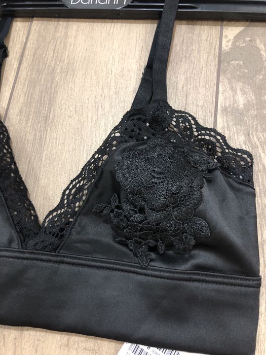 Женский бюстгальтер