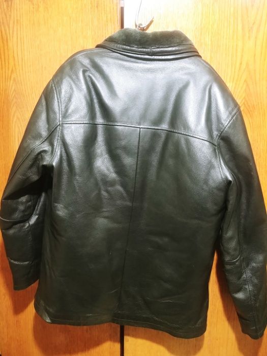 Зимова кожана чоловіча куртка (Б/У) - 50розмір