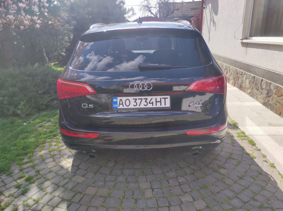 Продам AUDI Q5 Quattro 2012 рік